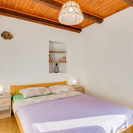 公寓 2 Bedroom Stunning In *