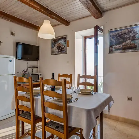 公寓 2 Bedroom Stunning In Stara Baška