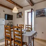 Apartment 2 Bedroom In Stara Baška